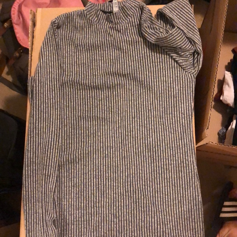 Long midi dress with stripes